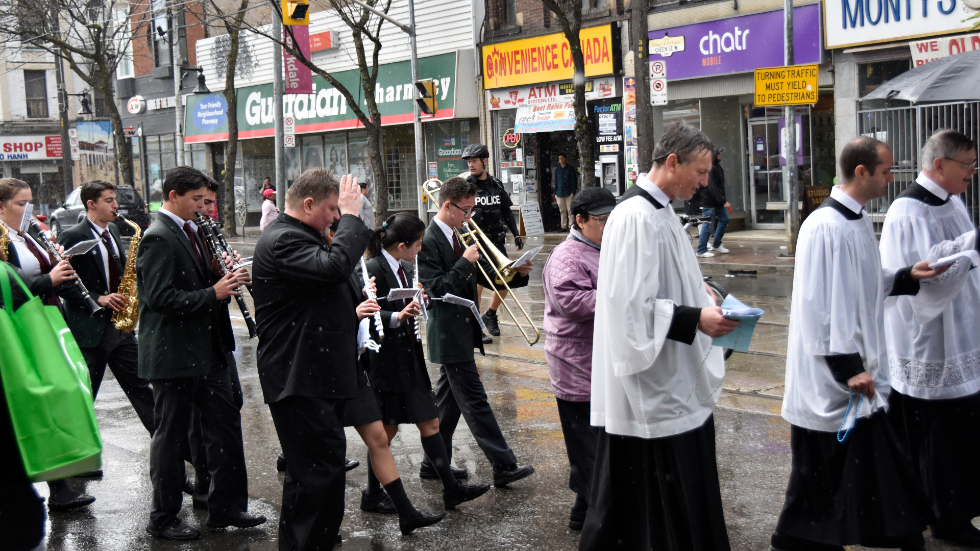 Marian Procession in the rain